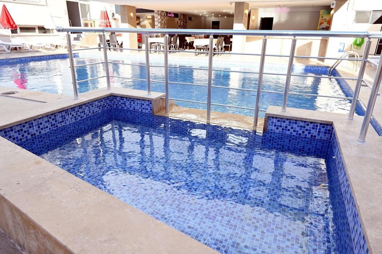 Roxx Royal Hotel Kusadası Exterior foto